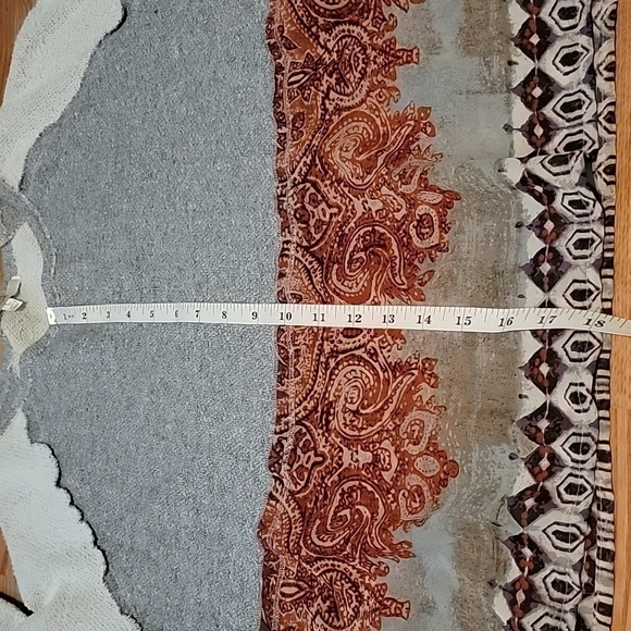 Anm Gray Casual Long Raglan Sleeve Shirt w/Sheer Boho Print Fabric Size Large - Picture 12 of 12